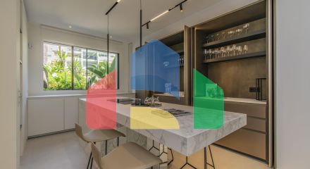 Роскошный дом у моря на Золотой Миле с потрясающим видом на море