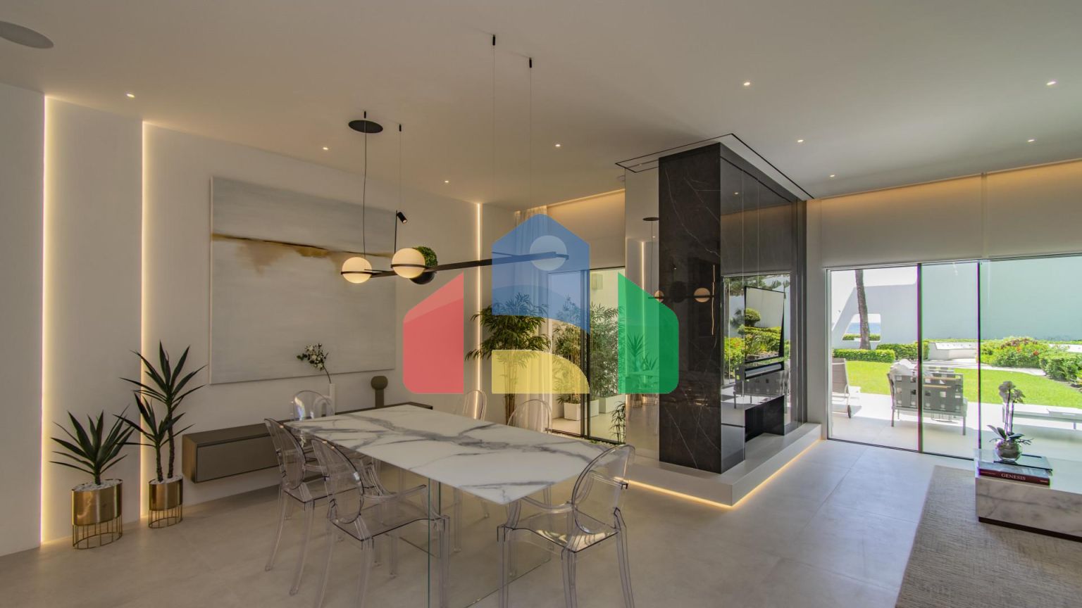 Роскошный дом у моря на Золотой Миле с потрясающим видом на море