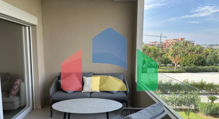 Уютная квартира с террасой и тремя спальнями рядом со всей инфраструктурой