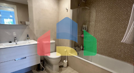 Уютная квартира с террасой и тремя спальнями рядом со всей инфраструктурой