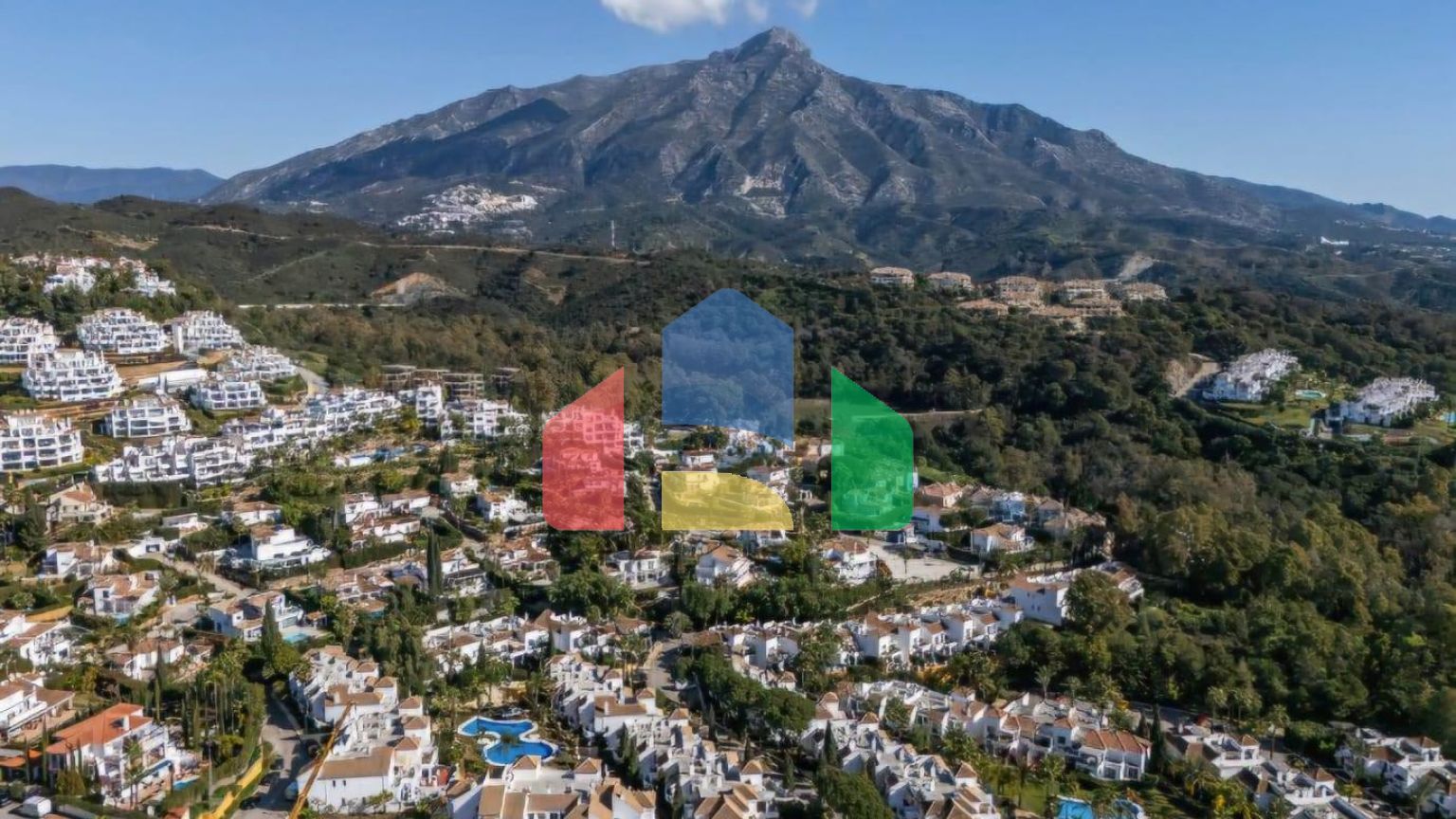 Элегантная квартира с 2 спальнями и просторной террасой в Нуэва-Андаалусия, Марбелья