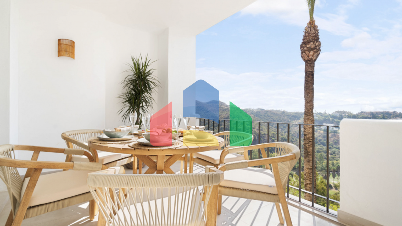 Апартаменты класса люкс с 3мя спальнями в самом сердце Марбельи