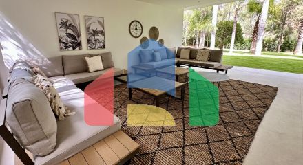 Изысканная Вилла с 5 Спальнями После Недавней Реконструкции в Hacienda Las Chapas, Марбелья