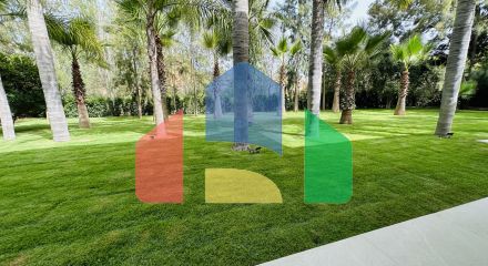 Изысканная Вилла с 5 Спальнями После Недавней Реконструкции в Hacienda Las Chapas, Марбелья