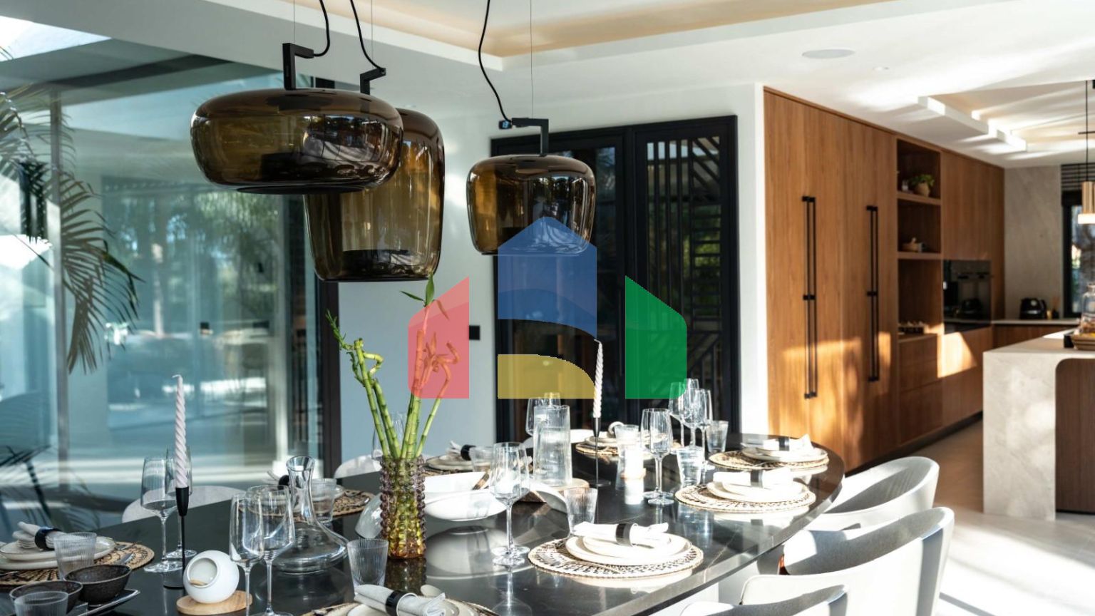 Изысканная Вилла с 5 Спальнями После Недавней Реконструкции в Hacienda Las Chapas, Марбелья