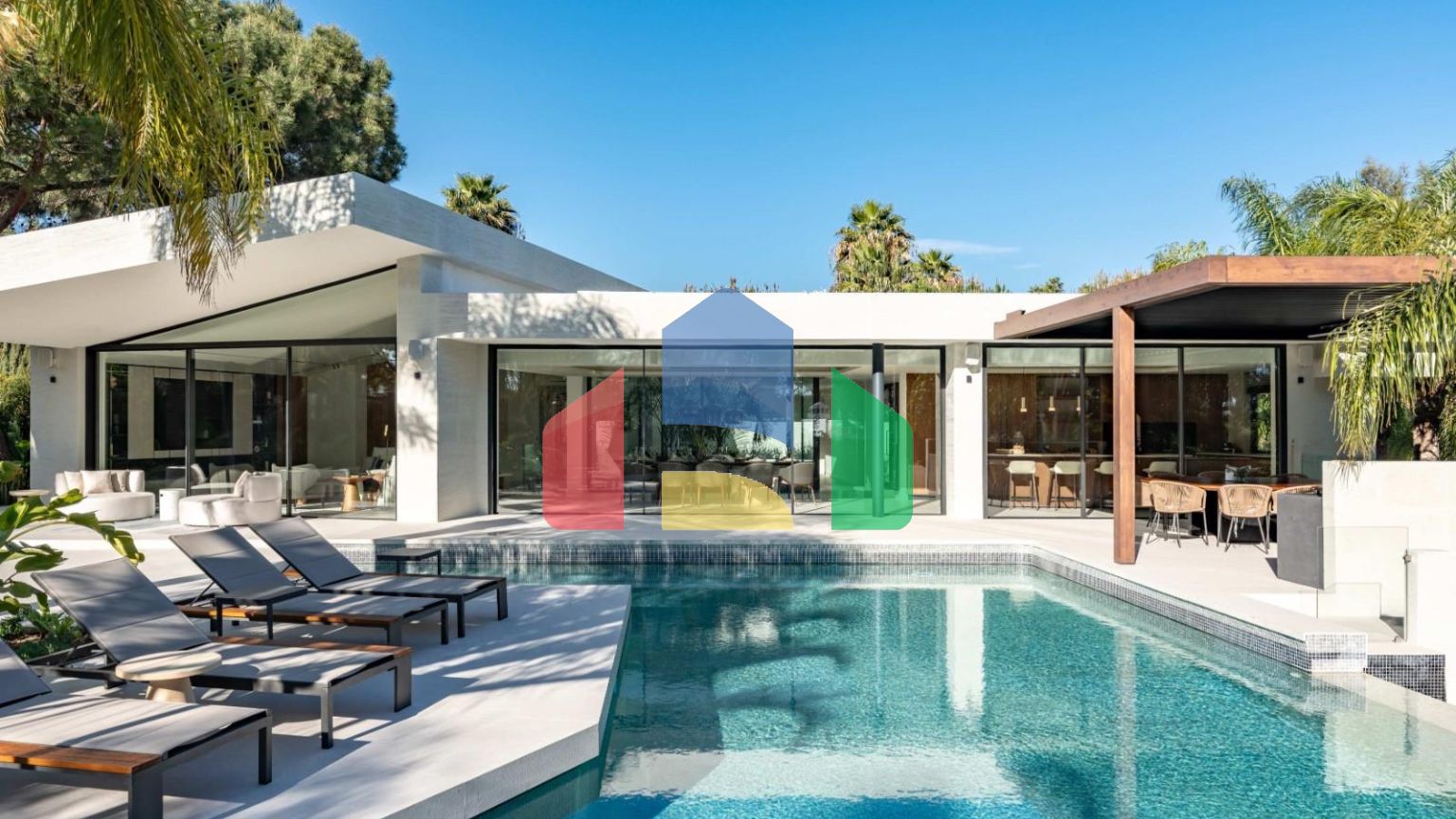 Изысканная Вилла с 5 Спальнями После Недавней Реконструкции в Hacienda Las Chapas, Марбелья