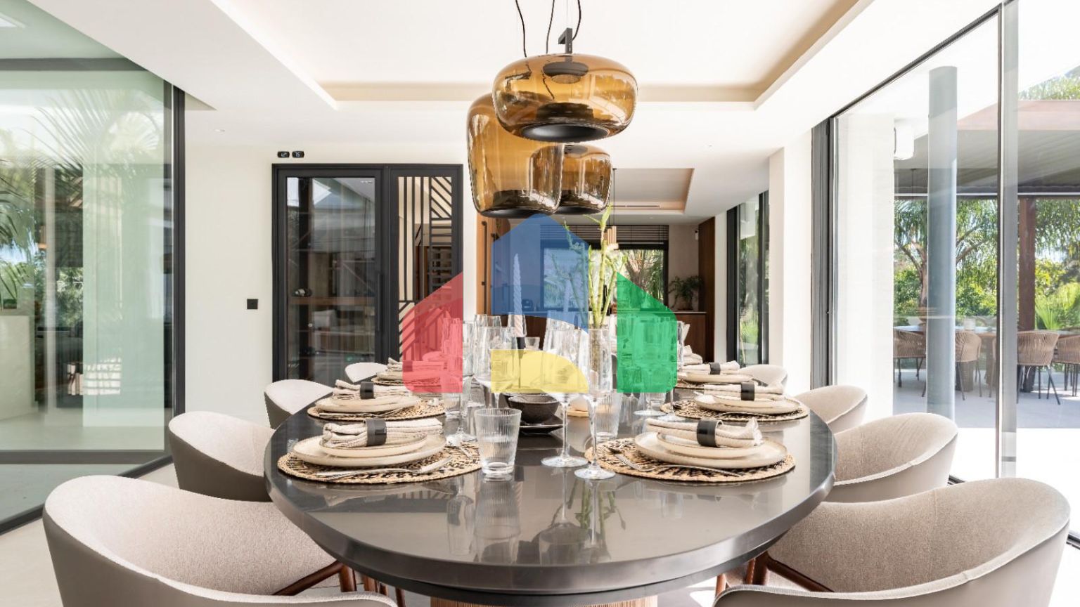 Изысканная Вилла с 5 Спальнями После Недавней Реконструкции в Hacienda Las Chapas, Марбелья