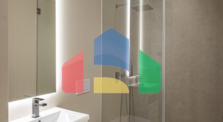 Современная новая вилла в 100 м от пляжа в Марбелье, Золотая Миля.