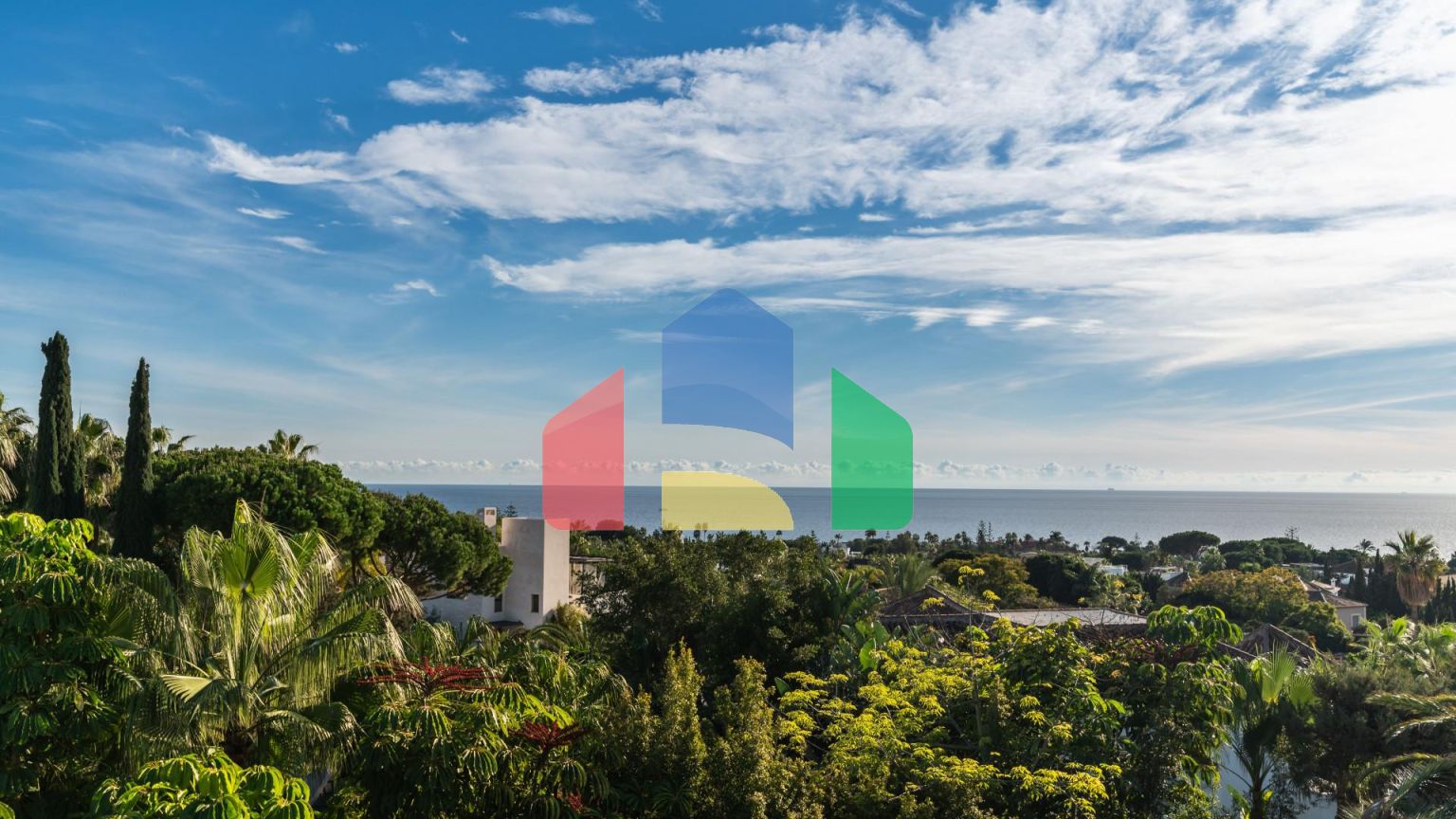 Современная роскошь встречается с андалузским очарованием на востоке Марбельи