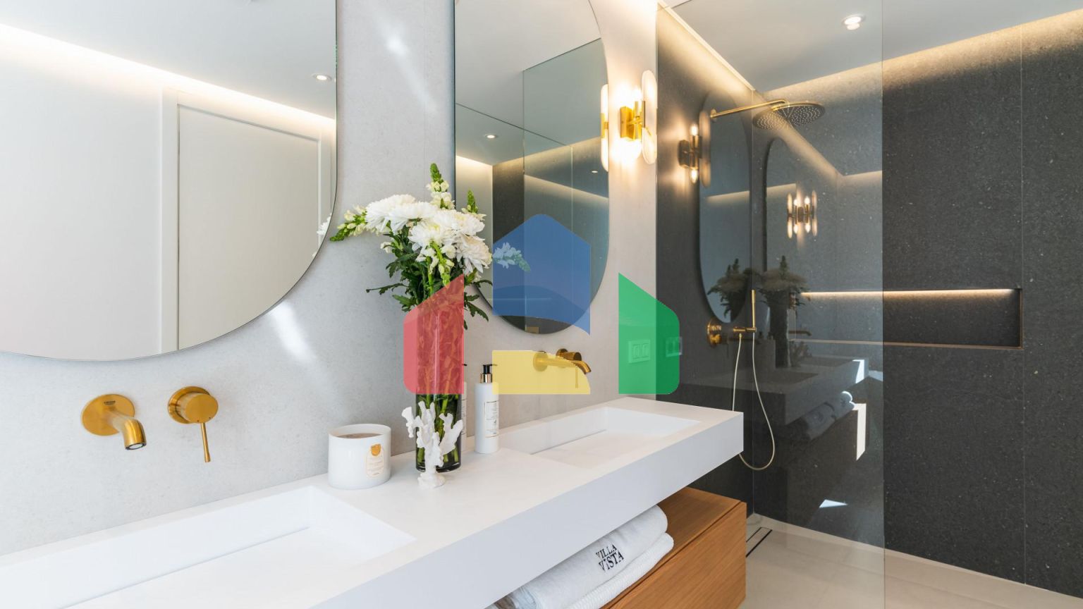 Современная роскошь встречается с андалузским очарованием на востоке Марбельи