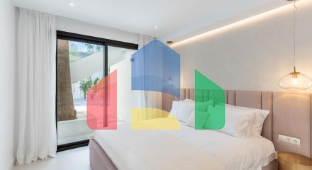 Современная роскошь встречается с андалузским очарованием на востоке Марбельи