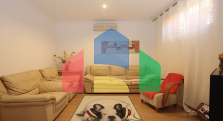 Вилла с 6 спальнями в охраняемом сообществе на поле для гольфа Санта-Клара, Марбелья