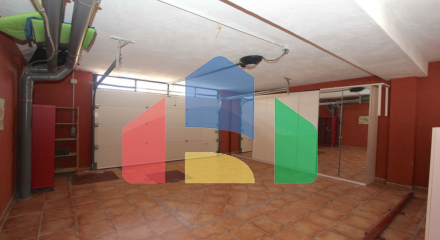 Вилла с 6 спальнями в охраняемом сообществе на поле для гольфа Санта-Клара, Марбелья