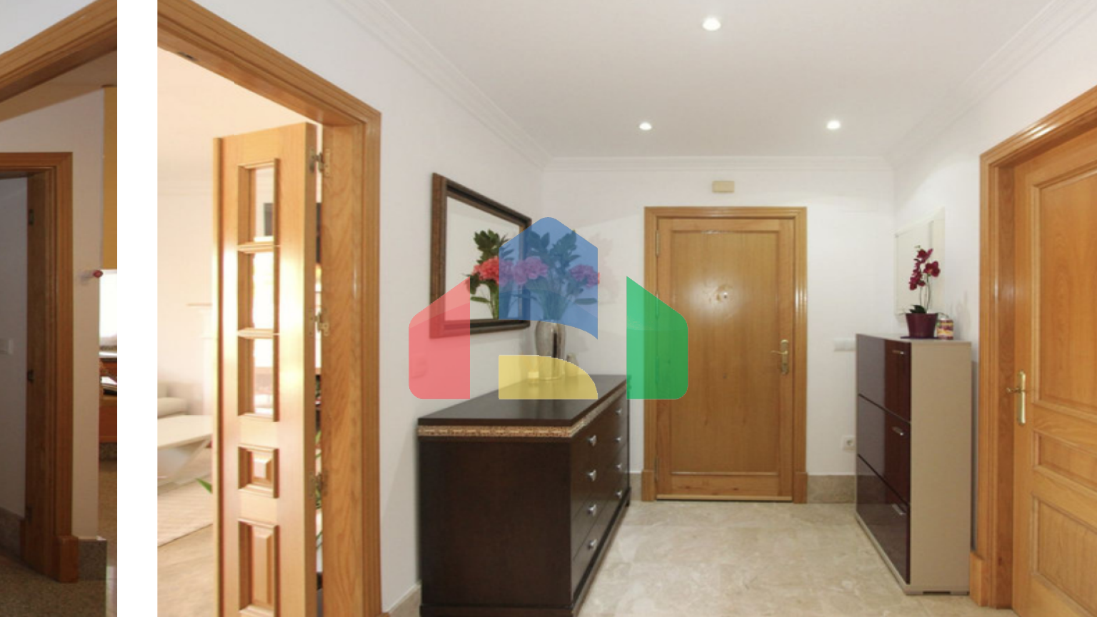 Вилла с 6 спальнями в охраняемом сообществе на поле для гольфа Санта-Клара, Марбелья