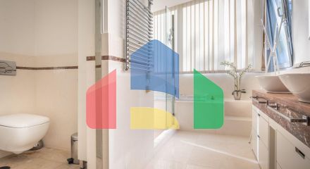 Великолепный таунхаус в роскошной урбанизации в Сьерра-Бланке