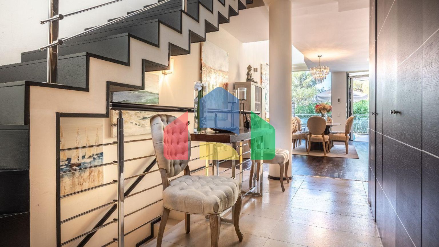 Великолепный таунхаус в роскошной урбанизации в Сьерра-Бланке