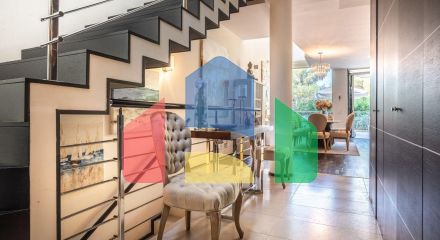 Великолепный таунхаус в роскошной урбанизации в Сьерра-Бланке