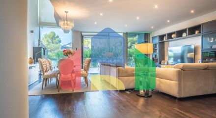 Великолепный таунхаус в роскошной урбанизации в Сьерра-Бланке