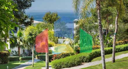 Великолепный таунхаус в роскошной урбанизации в Сьерра-Бланке