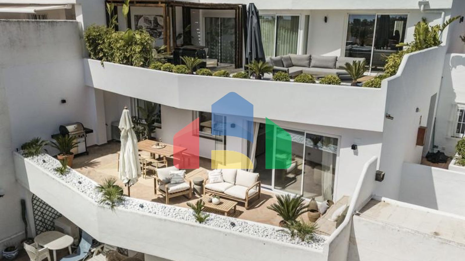 Дизайнерские апартаменты в самом сердце Новой Андалусии