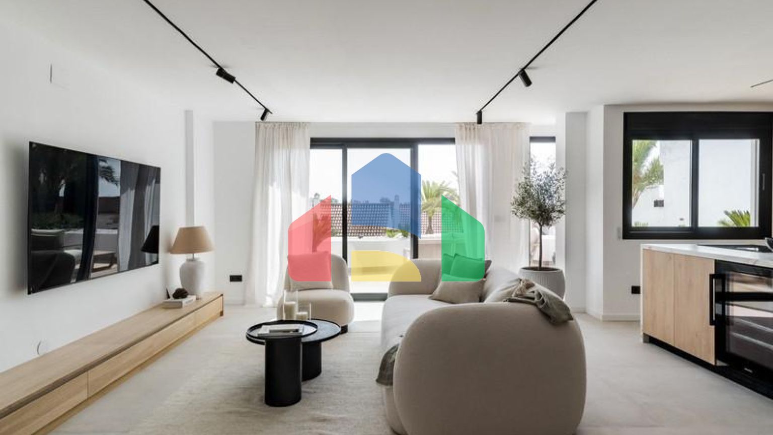 Дизайнерские апартаменты в самом сердце Новой Андалусии