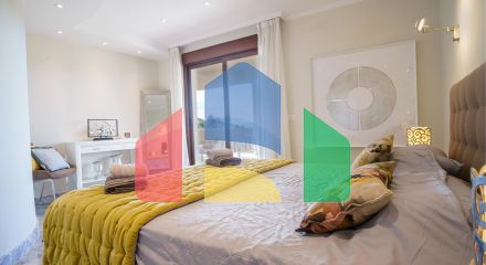 Изысканный дуплекс-пентхаус с панорамным видами в Марбелье, Золотая миля