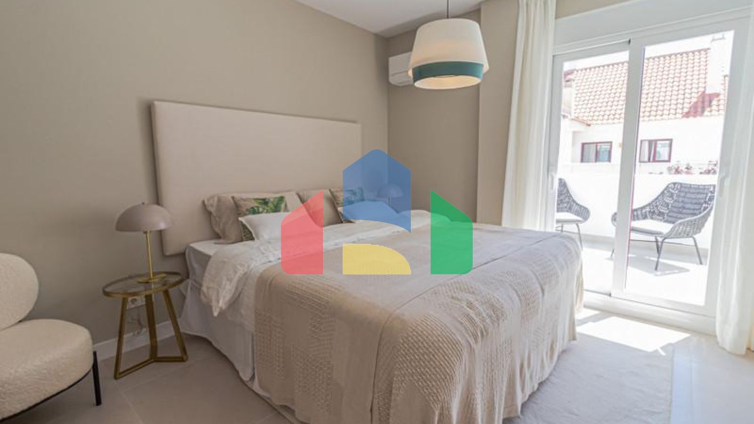 3-комнатные квартира в La Maestranza, Новая Андалусия со свежим ремонтом