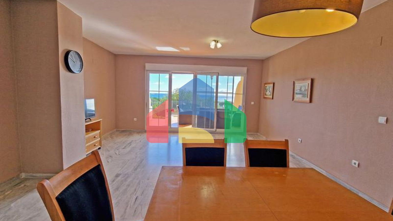 Квартира на первом этаже на продажу в Марбелье.