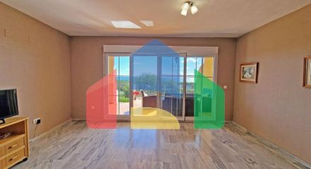 Квартира на первом этаже на продажу в Марбелье.