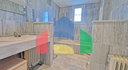 Квартира на первом этаже на продажу в Марбелье.