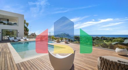 Impressive 4-bedroom villa located in the Rio Real area of Marbella