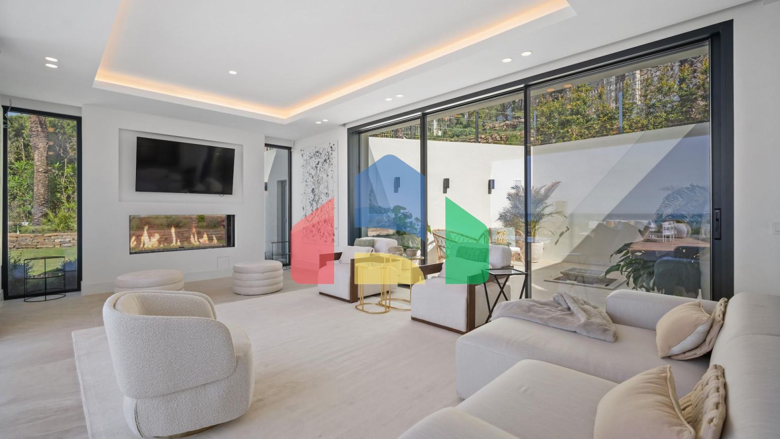 Впечатляющая вилла с 4 спальнями, расположенная в районе Рио Реал, Марбелья