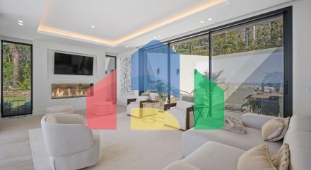 Впечатляющая вилла с 4 спальнями, расположенная в районе Рио Реал, Марбелья