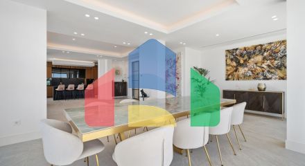 Впечатляющая вилла с 4 спальнями, расположенная в районе Рио Реал, Марбелья