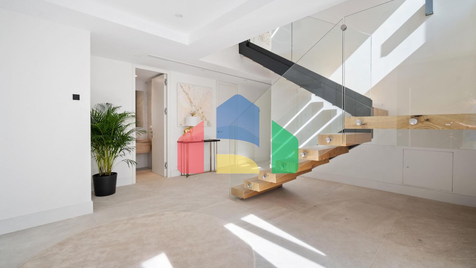 Впечатляющая вилла с 4 спальнями, расположенная в районе Рио Реал, Марбелья