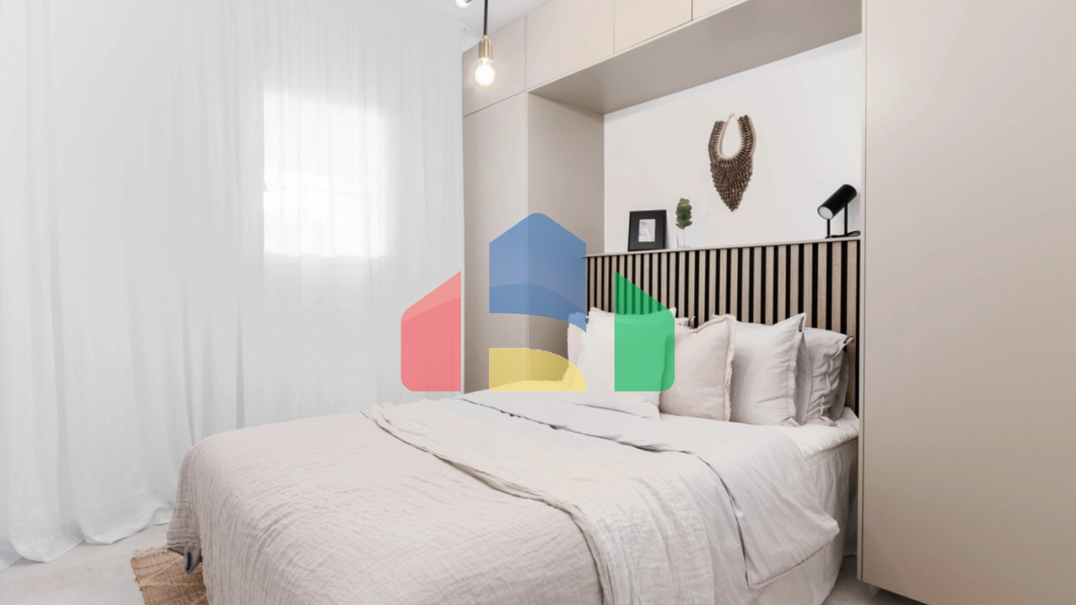 Изысканный 3х комнатный апартамент на первом этаже