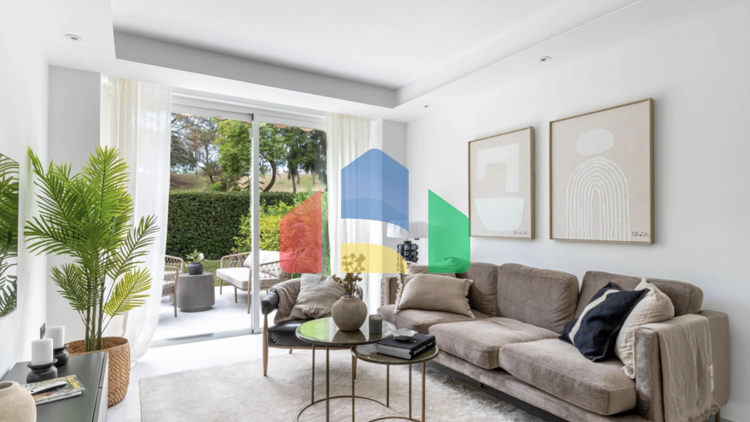 Изысканный 3х комнатный апартамент на первом этаже