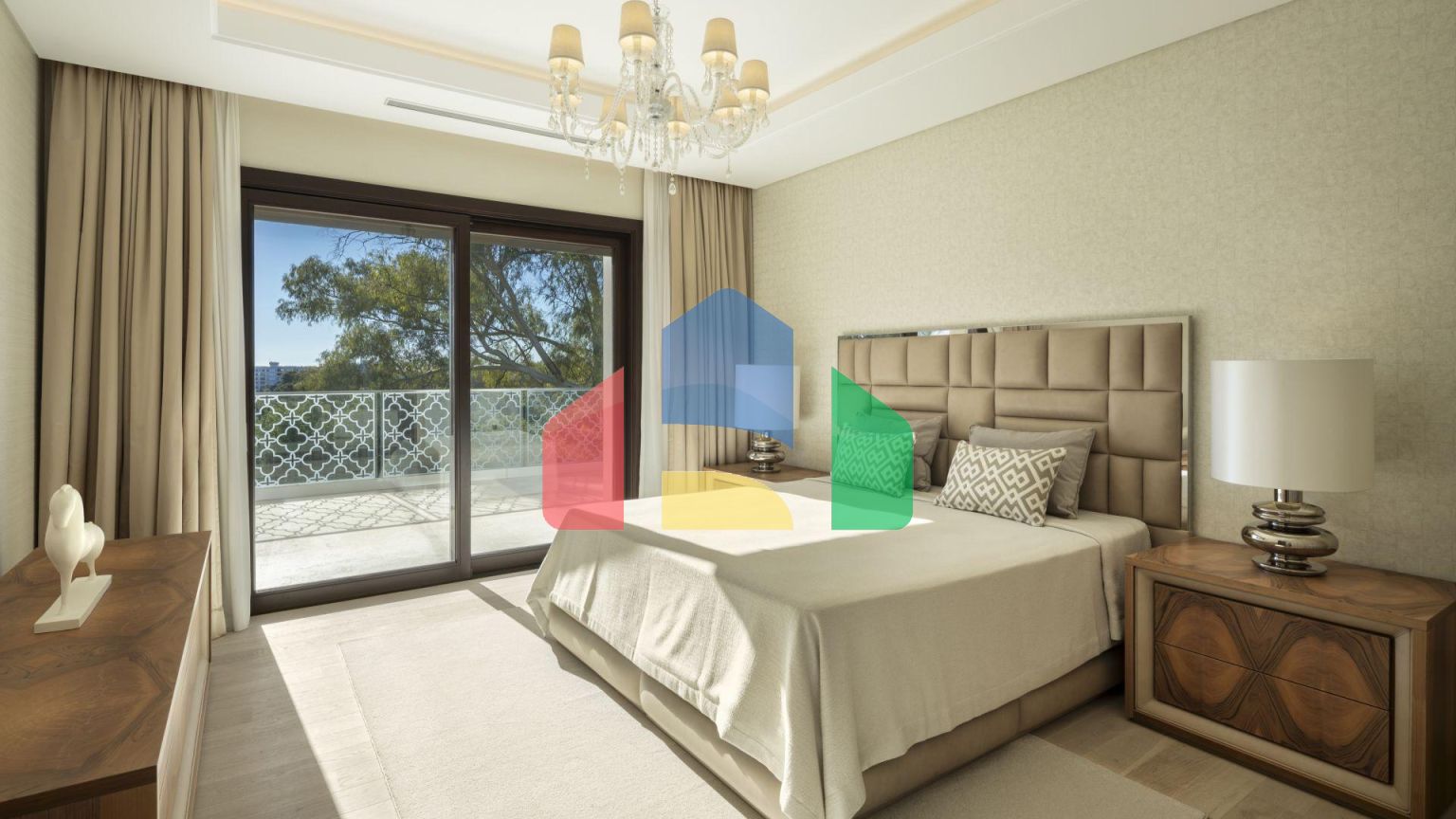 Вилла на первой линии гольфа в Нуэва-Андалусия