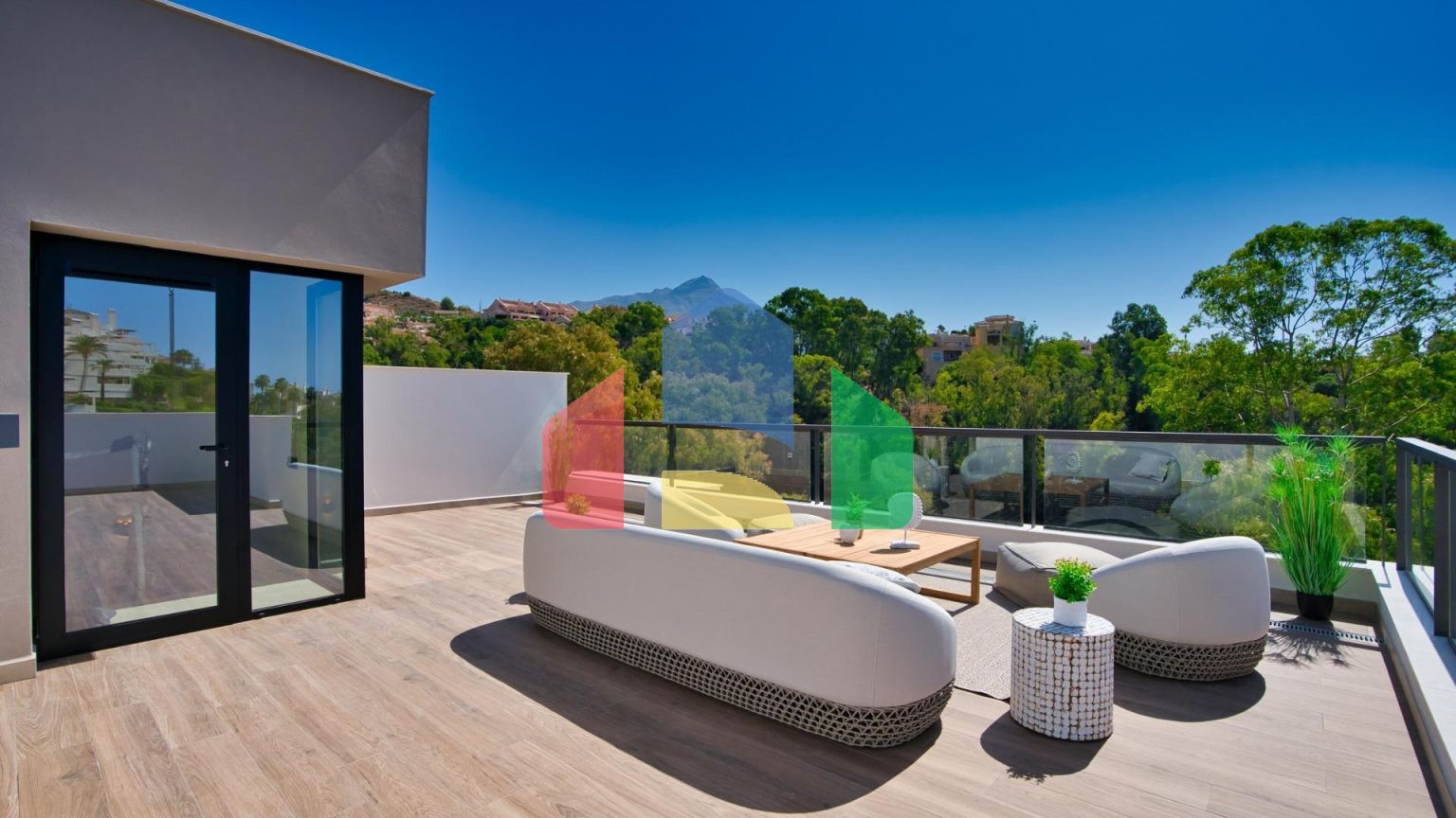 НОВЫЙ ЖИЛОЙ КОМПЛЕКС В НУЭВА АНДАЛУСИЯ, МАРБЕЛЬЯ