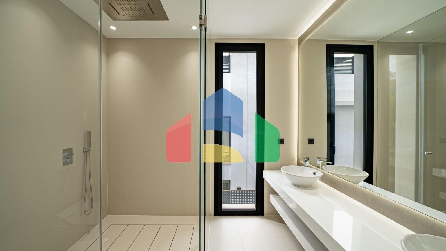 Роскошная современная вилла в Марбелье на Золотой Миле — в нескольких шагах от пляжа