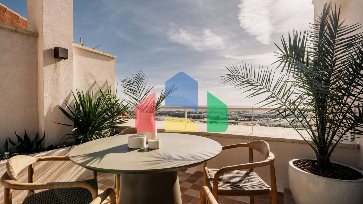 Luxurious Duplex Penthouse с панорамным видом на Магну Марбелью