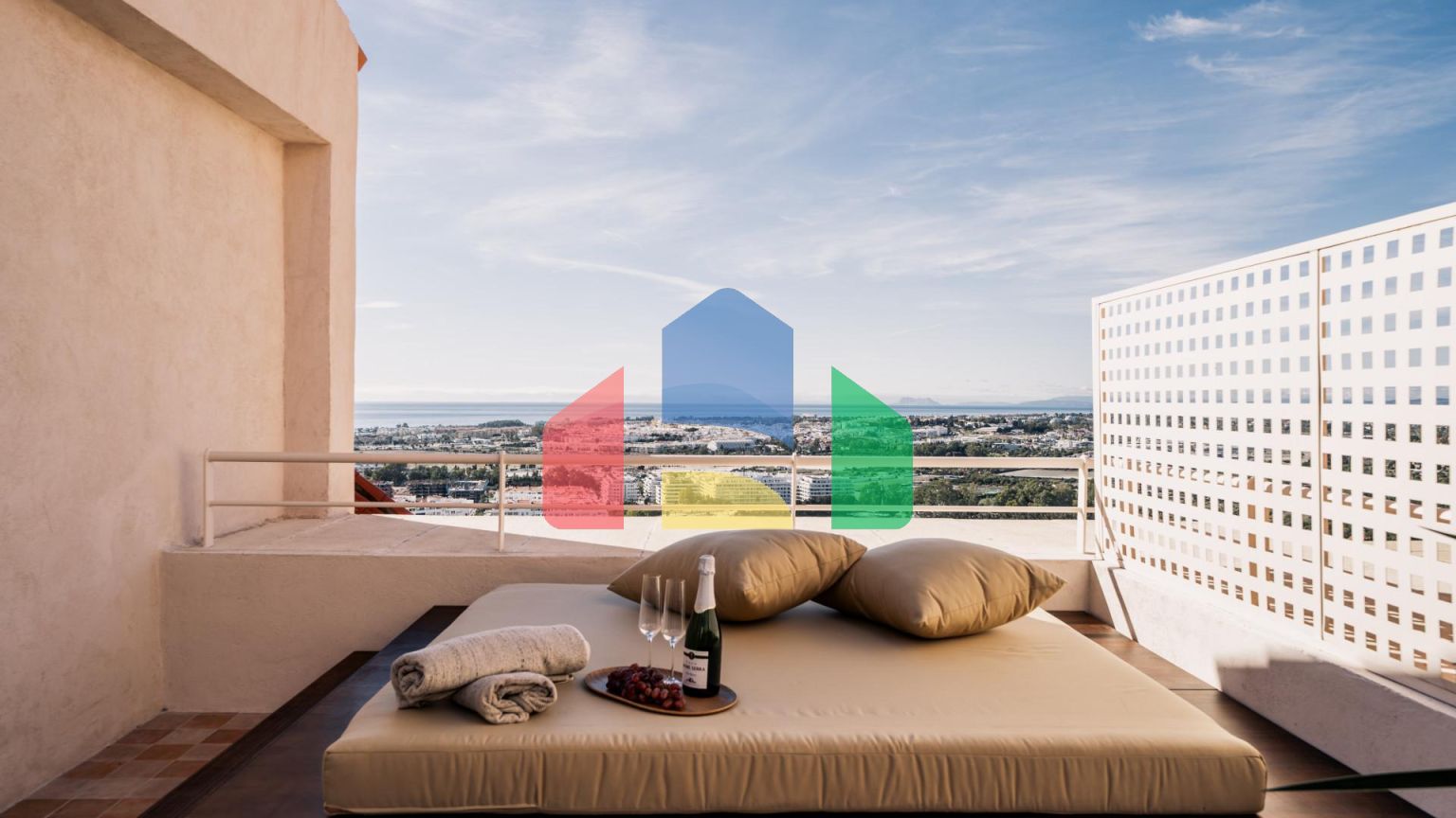 Luxurious Duplex Penthouse с панорамным видом на Магну Марбелью