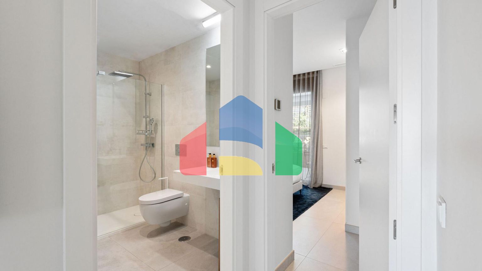 Потрясающая квартира с 3 спальнями в Восточной Марбелье