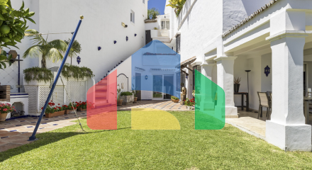 Уникальный и просторный таунхаус с 4 спальнями Уникальный и просторный таунхаус с 4 спальнями