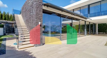 Современная вилла высочайшего качества, совершенно новая и готова к заселению.