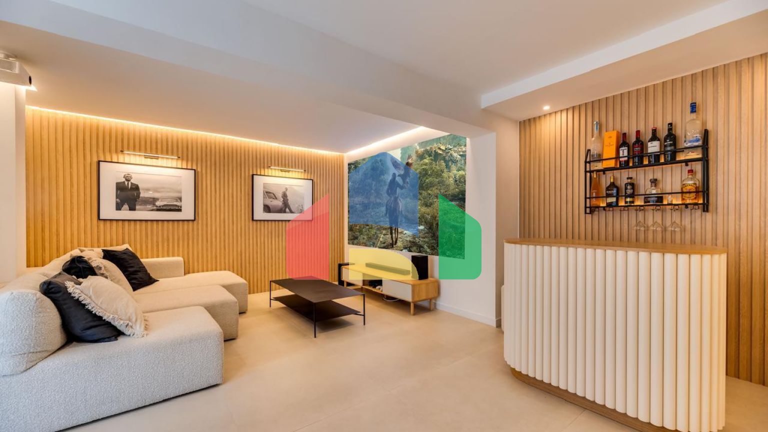 Потрясающий новый дуплекс в Лос-Пинос-де-Алоха, Новая Андалусия