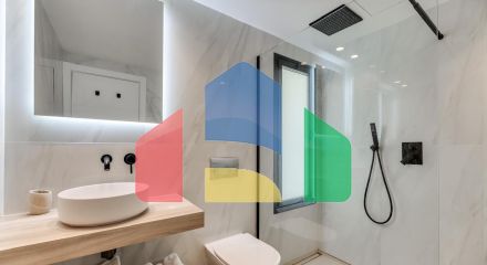 Потрясающий новый дуплекс в Лос-Пинос-де-Алоха, Новая Андалусия