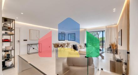 Потрясающий новый дуплекс в Лос-Пинос-де-Алоха, Новая Андалусия