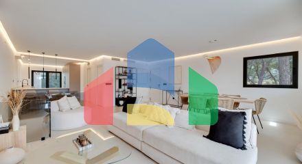 Потрясающий новый дуплекс в Лос-Пинос-де-Алоха, Новая Андалусия