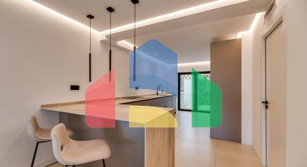 Потрясающий новый дуплекс в Лос-Пинос-де-Алоха, Новая Андалусия